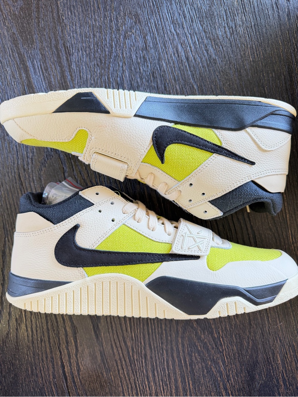 Travis Scott x Nike Air Jordan Jumpman Jack TR 'Bright Cactus' men’s size 12